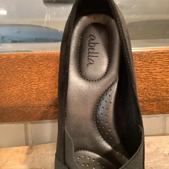 Abella Comfort Suede Feel Heel Size 7.5 - Picture 5 of 9